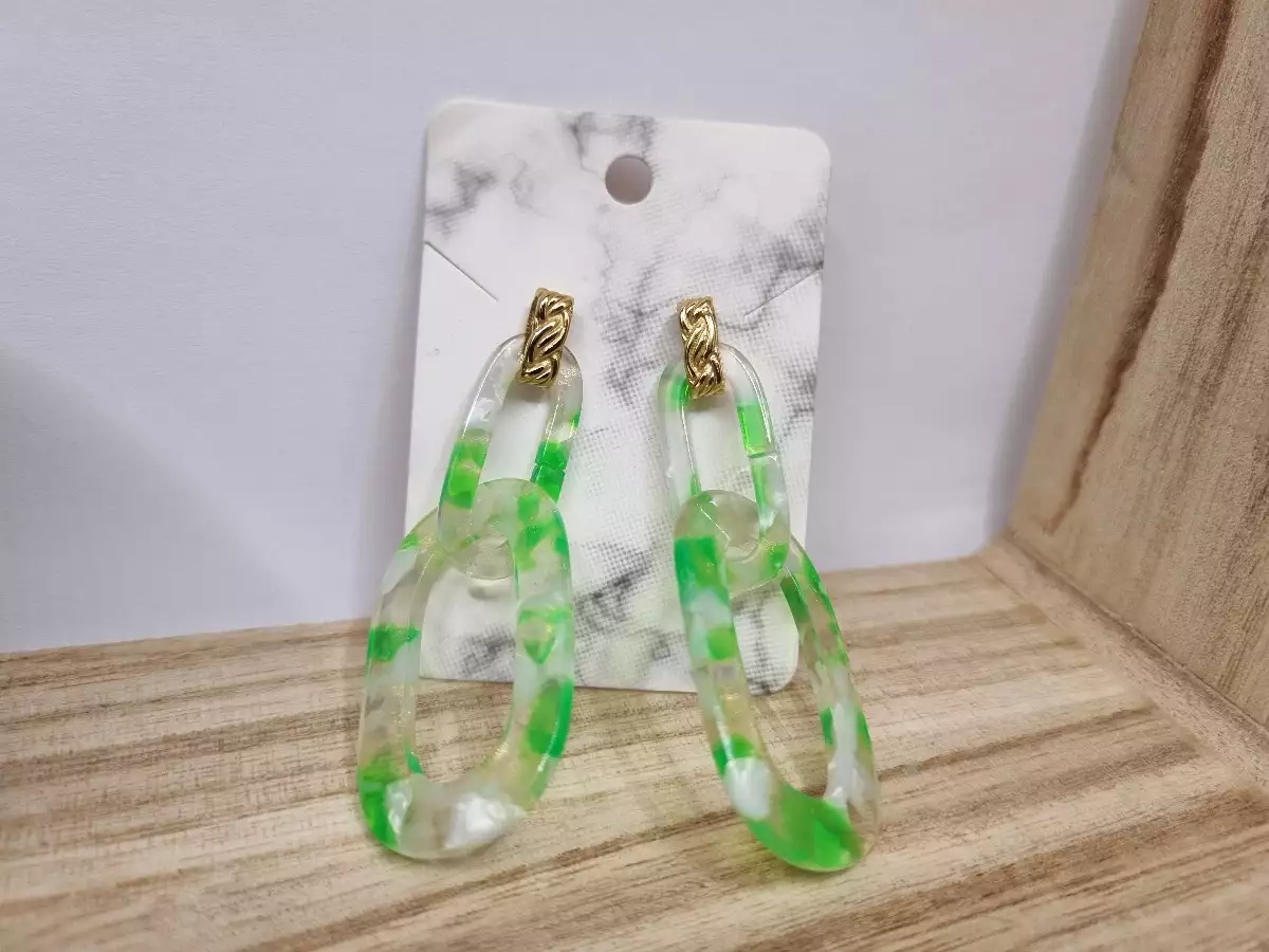 Boucles d'oreilles en résine verte fluo et blanche